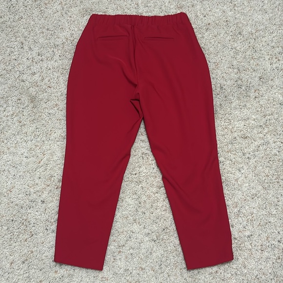 Pull-On Relaxed Taper Studio by Torrid High-Rise Pant HOC Winter’s Carmine - Picture 3 of 8